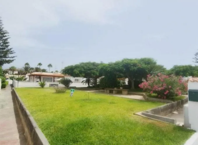 Bungalow Urbanizacion Santa Marta